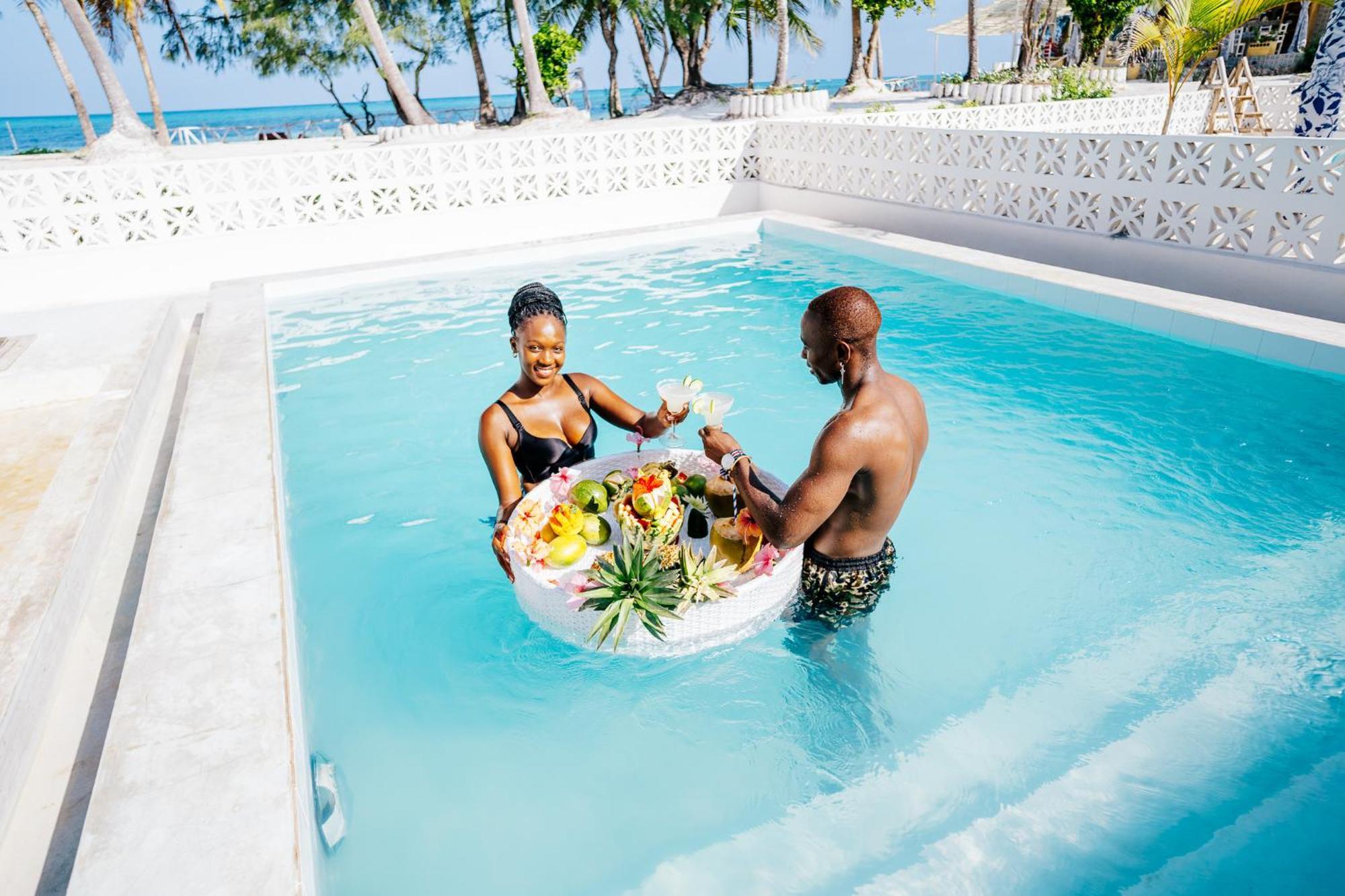 Pili Pili Orient Beach Resort Буэхуу Экстерьер фото